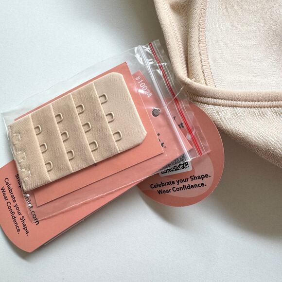 Shapermint Essential Women Everyday Comfort Straps Wireless Shaping Bra M Chai - Picture 7 of 9